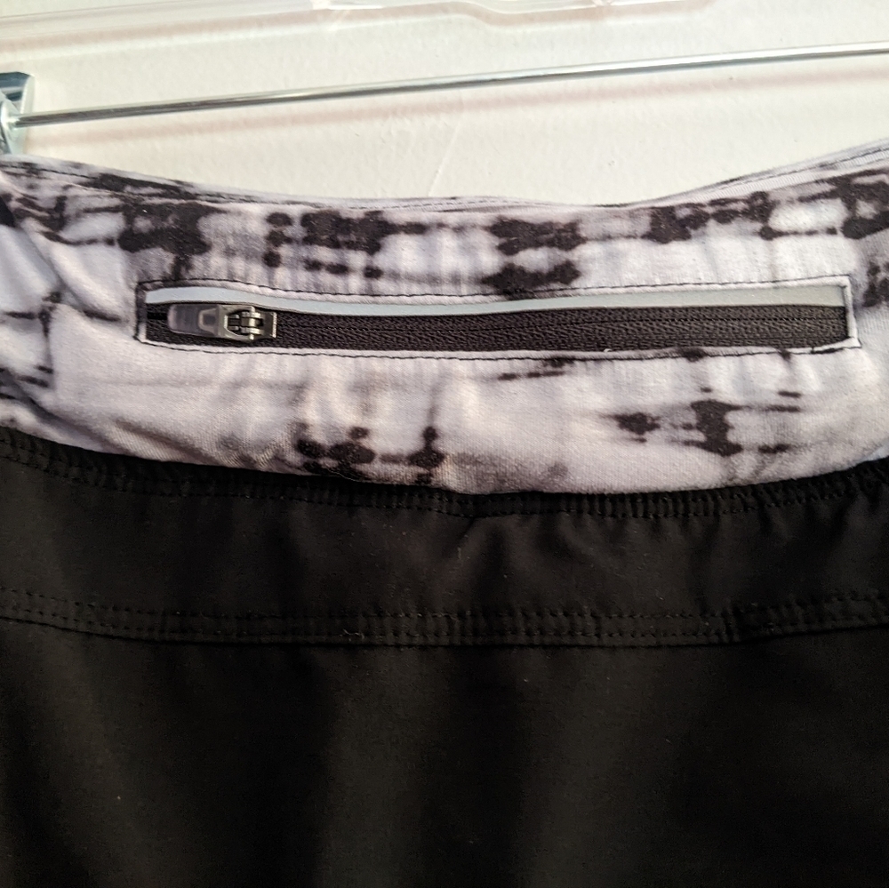 Kiwi Kate Activewear Athletic Skort Black and White X-Large - Picture 6 of 6